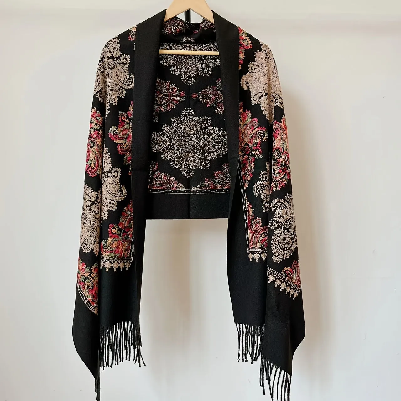 Elegant Embroidered Tassel Scarf For Women - Thick, Warm & Windproof Shawl For Autumn/Winter Travel